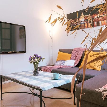 Apartamento Con Encanto En Patio Sevillano מראה חיצוני תמונה