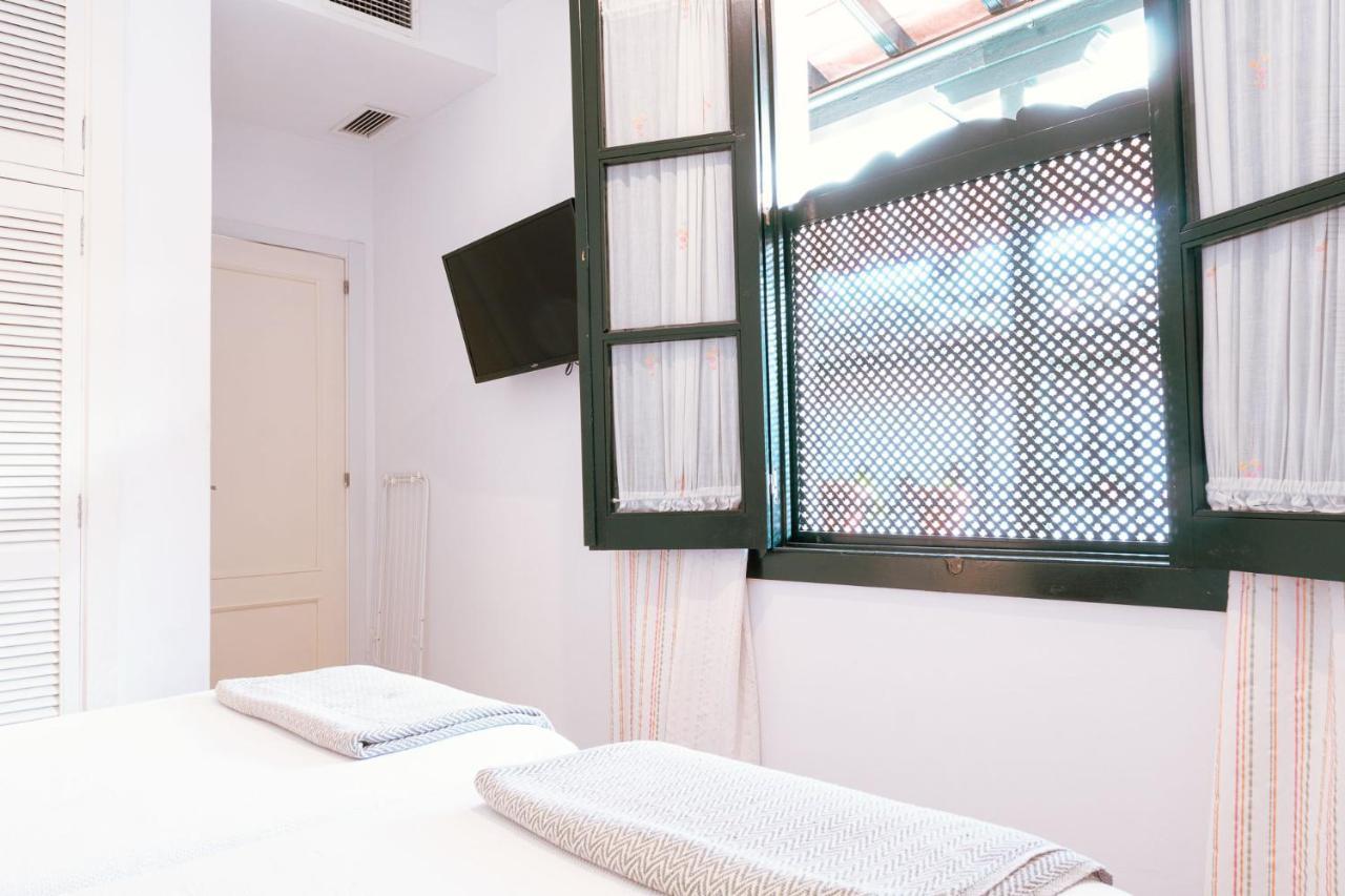 Apartamento Con Encanto En Patio Sevillano מראה חיצוני תמונה