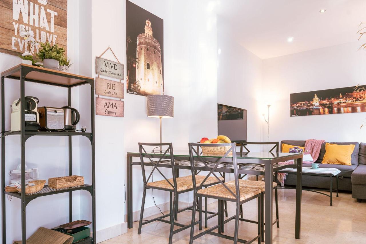 Apartamento Con Encanto En Patio Sevillano מראה חיצוני תמונה